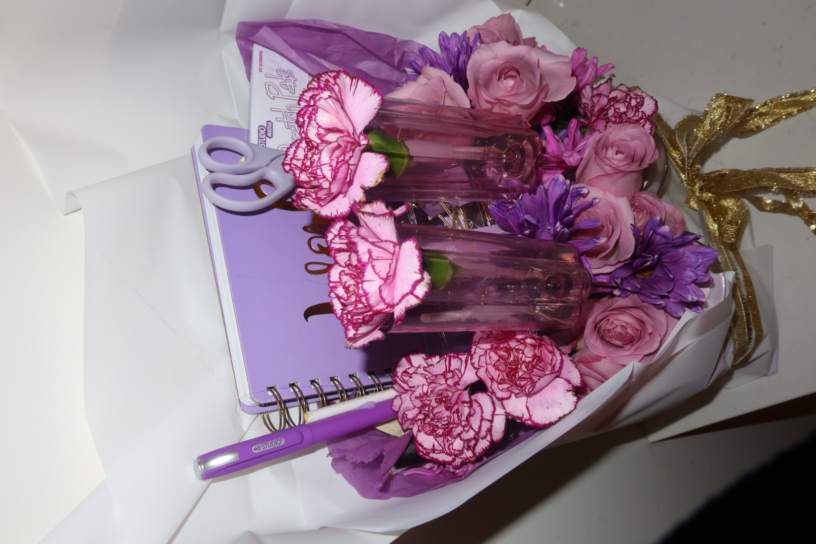 Bouquet arrangement
